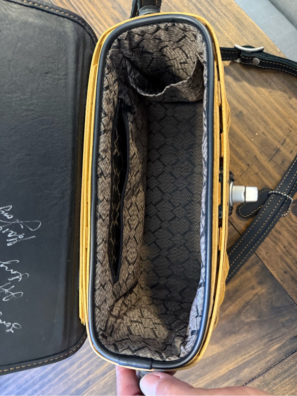 Black Leather and Natural Woven Shoulder Bag - Picture 6 of 10